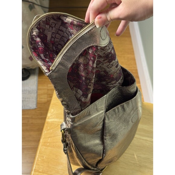 Elliot Lucca Leather Crossbody Bag - Metallic Silver Bronze w/ Adjustable Strap - Picture 8 of 10